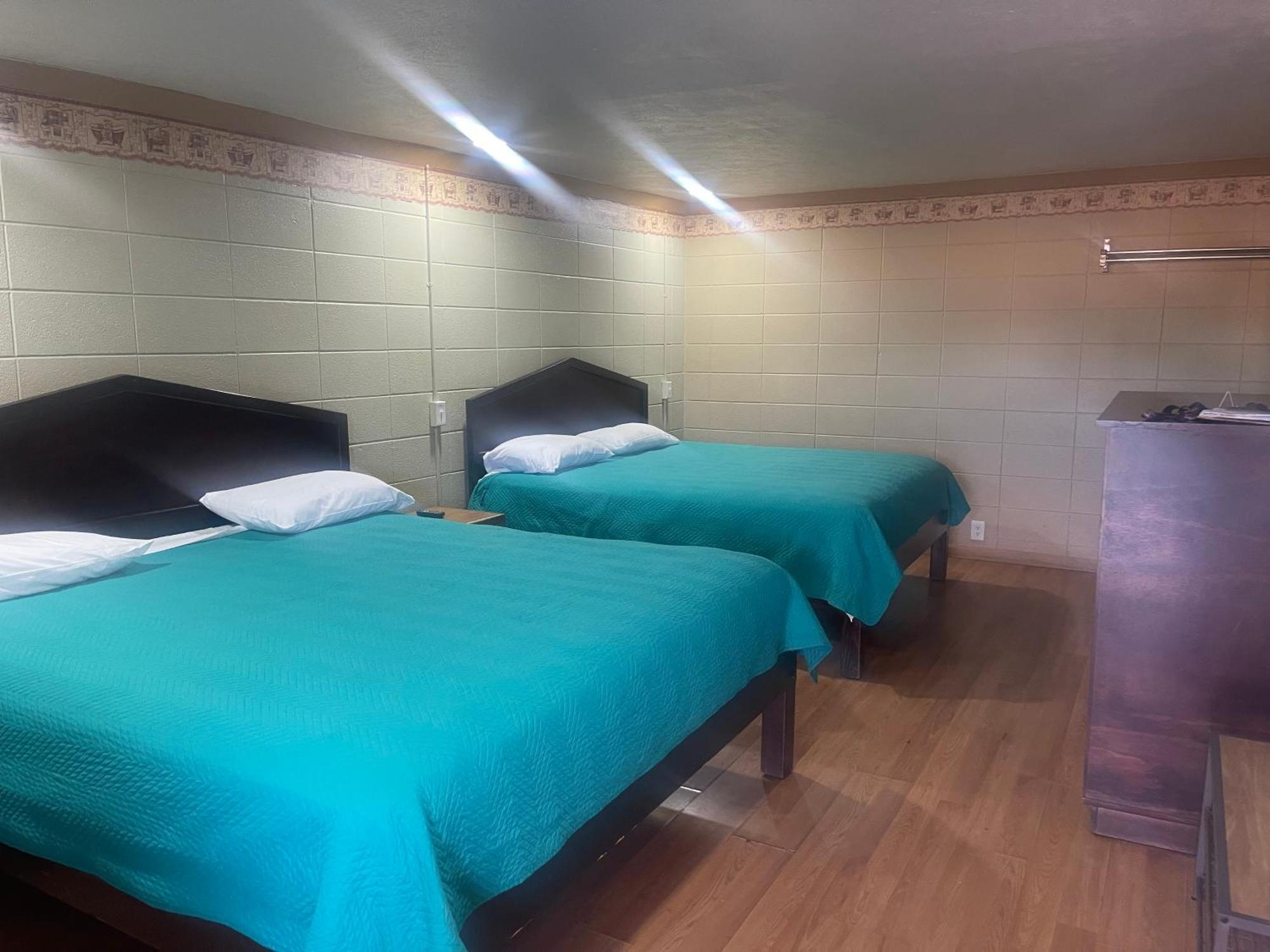 Provo Inn & Suites Zewnętrze zdjęcie